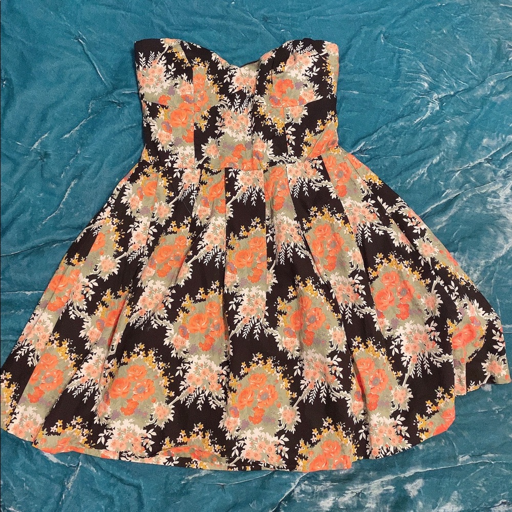 XS strapless black floral print dress